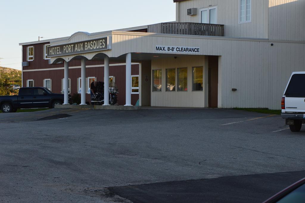 Hotel Port Aux Basques エクステリア 写真