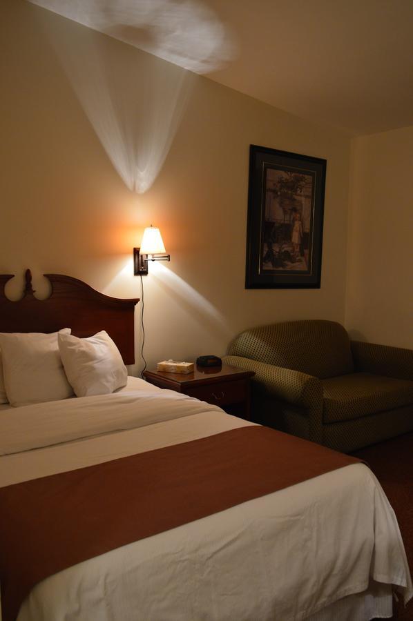 Hotel Port Aux Basques エクステリア 写真