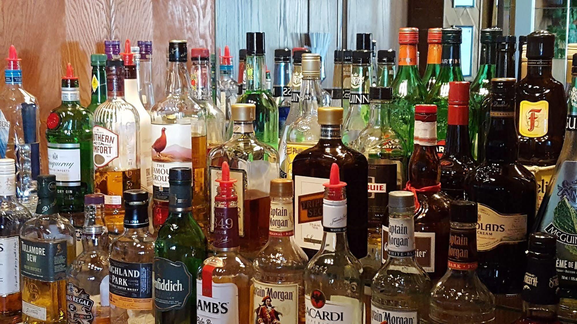 Hotel Port Aux Basques エクステリア 写真